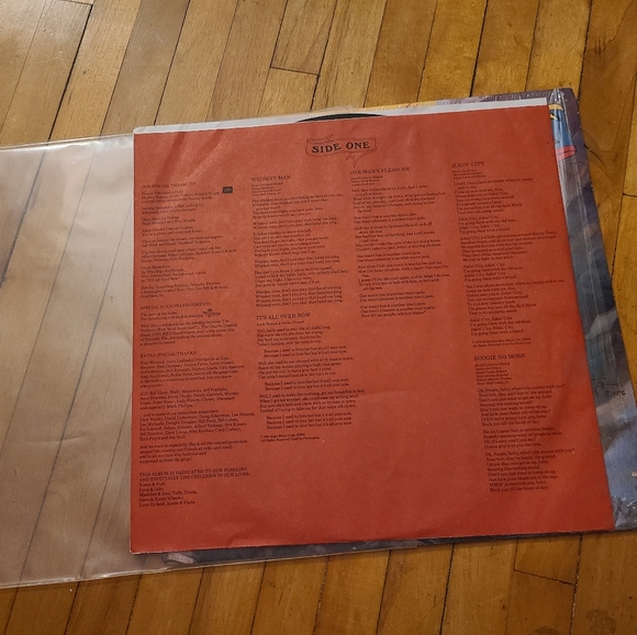 Molly Hatchet Flirtin With Disater vintage vinyl record pristine condition - Picture 2 of 9